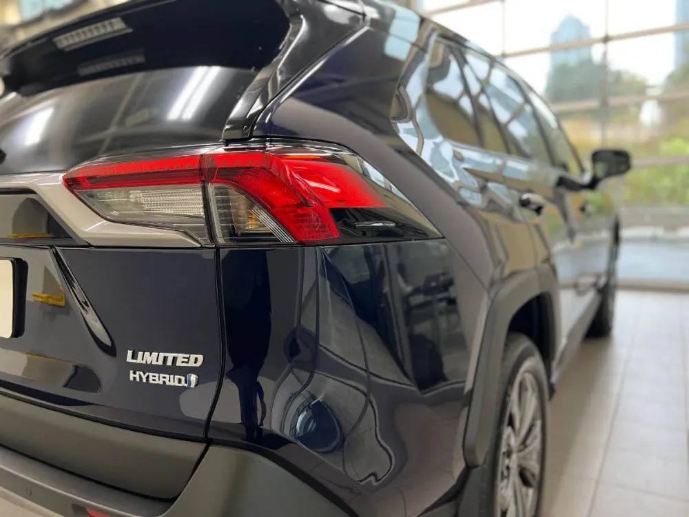 2022 Toyota RAV4 Hybrid Limited Blueprint w: Beige Interior 7